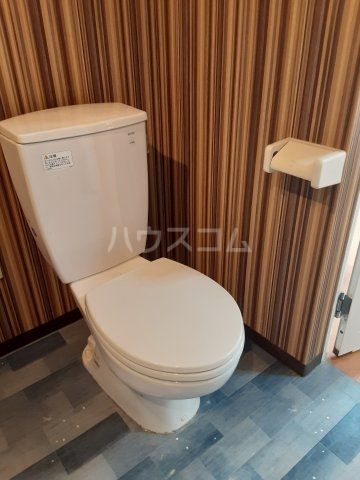 casa quintoのトイレ写真