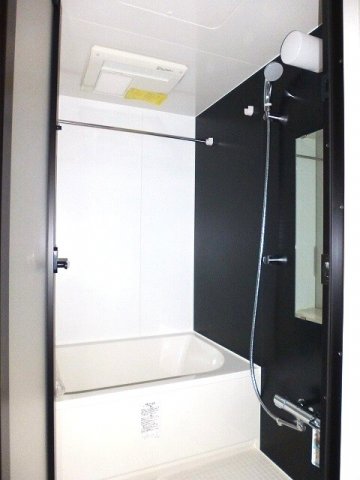 バス・シャワールーム　グランカーサ三ノ輪１ＬＤＫのバスルームです