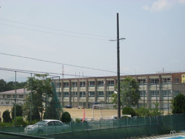 小学校　桑名市立大山田東小学校（小学校）まで1006m