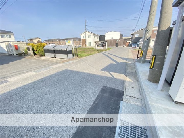 その他　前面道路（その他）まで0m