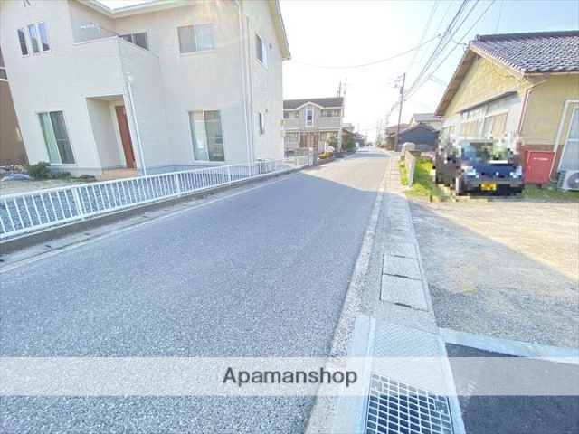 その他　前面道路（その他）まで0m