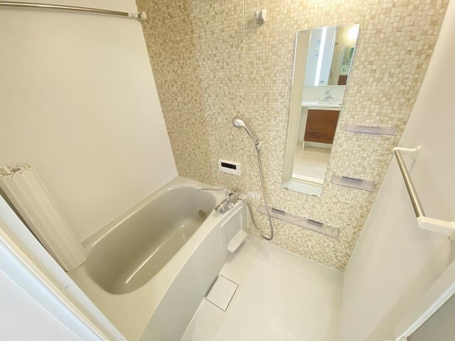 バス・シャワールーム　同物件別室のイメージ写真