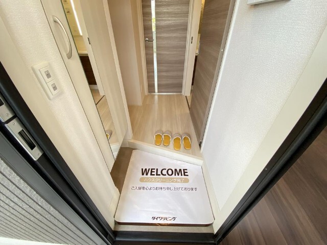 玄関　同物件別室のイメージ写真