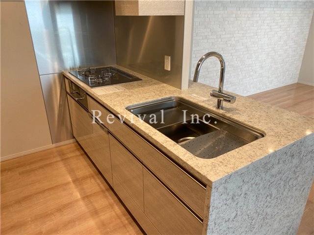 キッチン　料理のしやすいカウンターキッチン仕様