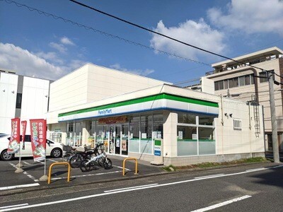 コンビニ　ファミリーマート高辻店（コンビニ）まで485m