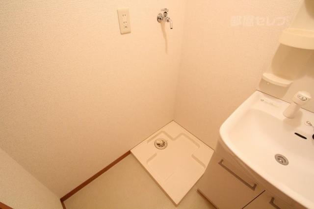 その他部屋・スペース　洗濯機置場です。