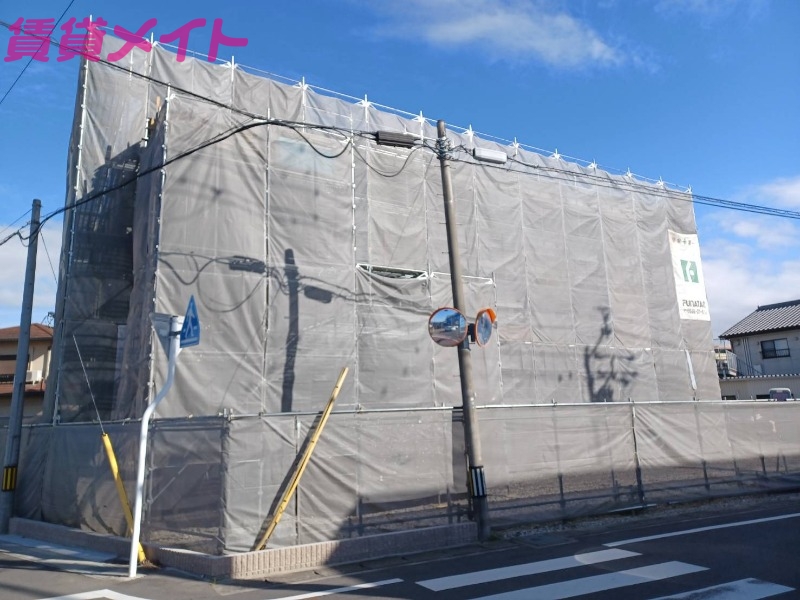 建物外観　建築中写真