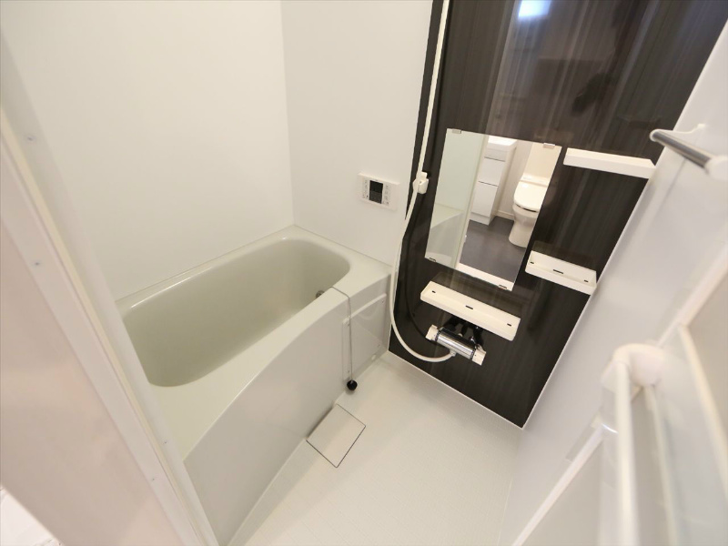 バス・シャワールーム　追い焚き付　オートバス機能付バスルーム