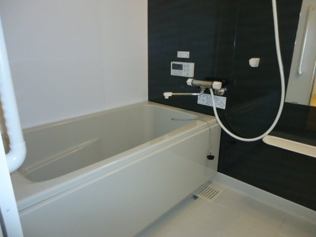 バス・シャワールーム　※別室の参考写真の為、現況優先です。