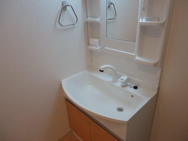 洗面設備　※別室の参考写真の為、現況優先です。