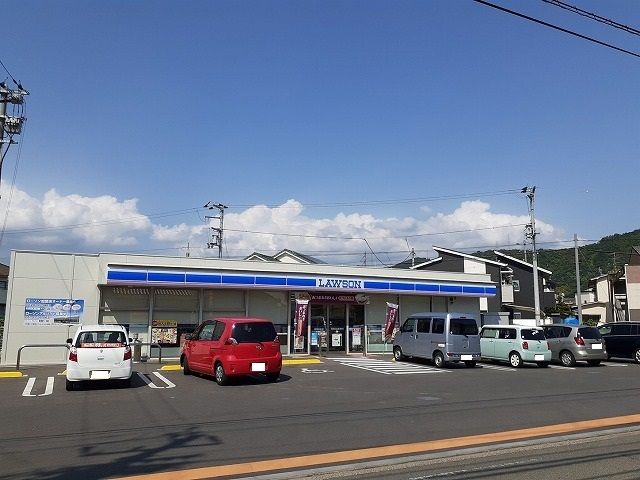 コンビニ　ローソン桑原３丁目店様（コンビニ）まで900m