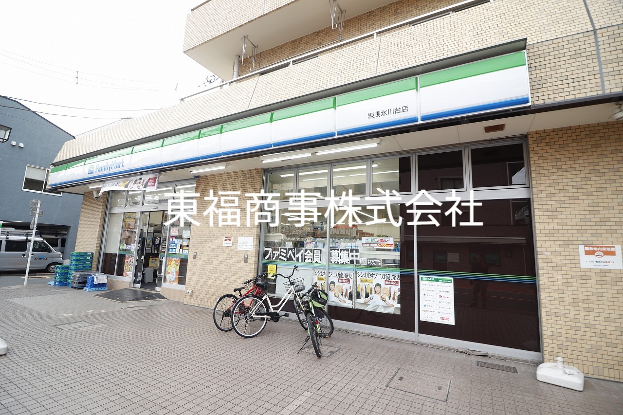 コンビニ　ファミリーマート（コンビニ）まで381m