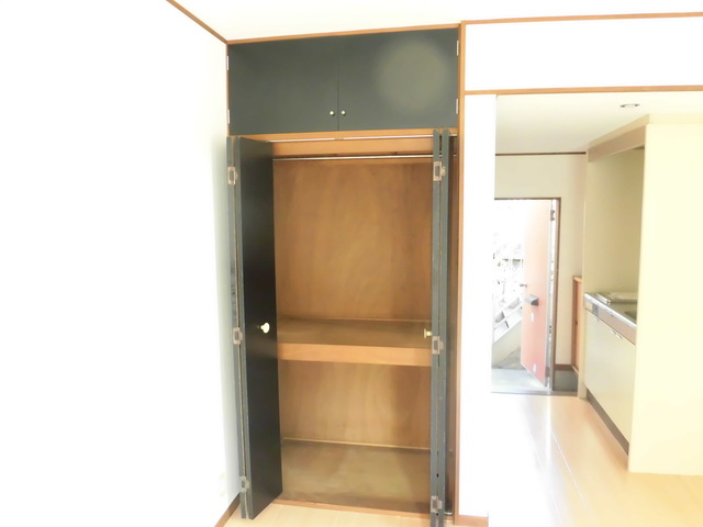 収納　101号室の写真となります。