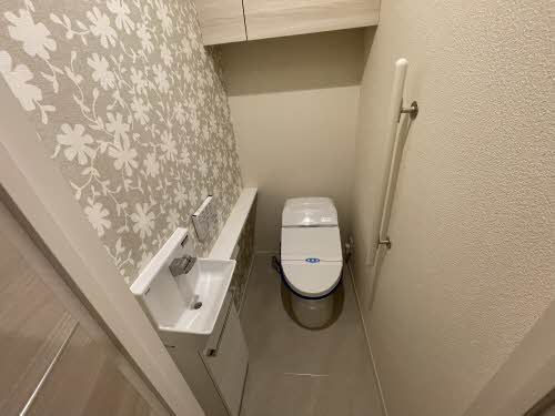 トイレ　本を読んだり、考え事をしたり、自分だけの時間をお過ごしいた…