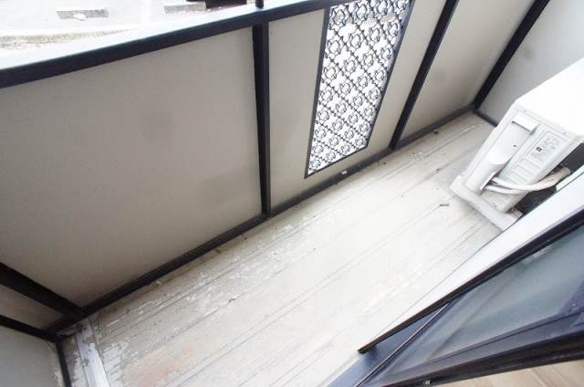 バルコニー　別号室