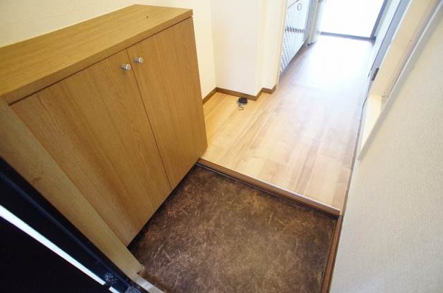 玄関　別号室