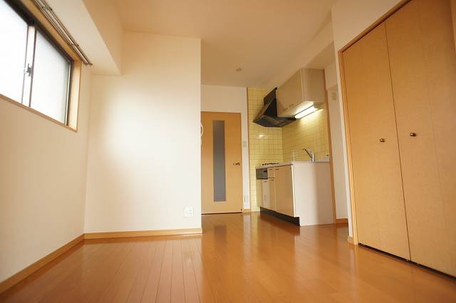 居室・リビング　別号室