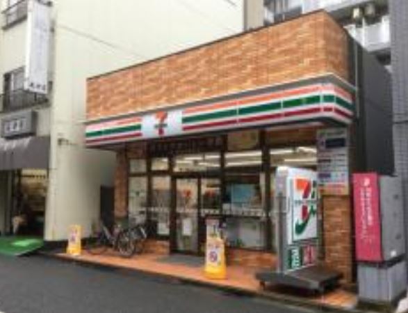 コンビニ　セブンイレブン 川崎新丸子駅前店（コンビニ）まで322m