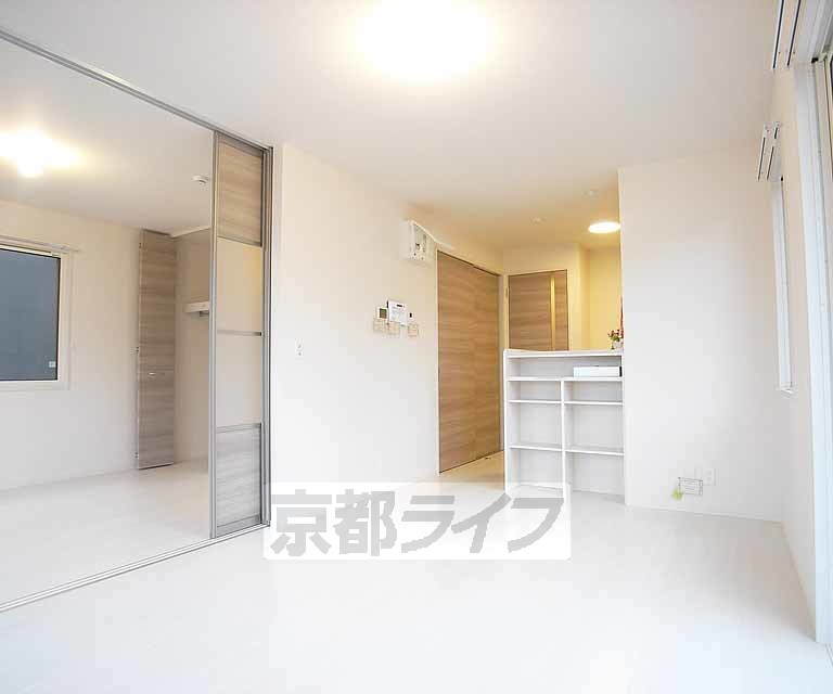 居室・リビング　きれいなリビングです。