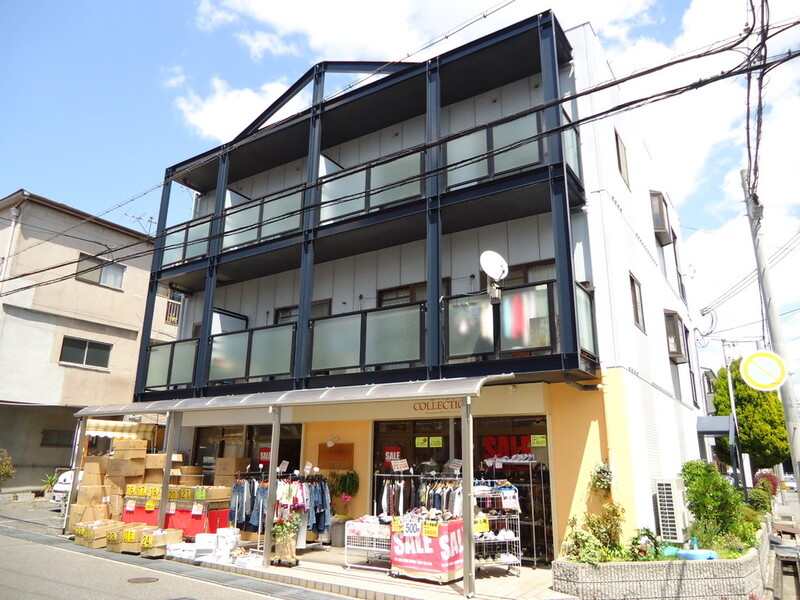 建物外観　どんとした感じの外観です。