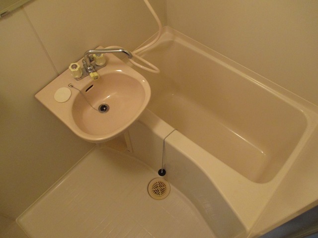 バス・シャワールーム　一日の疲れを癒すお風呂です