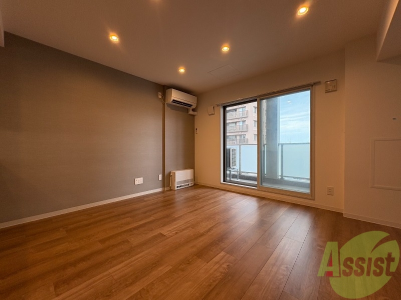 居室・リビング　広くてキレイなお部屋が広がっていて、充実した生活が送れそう。