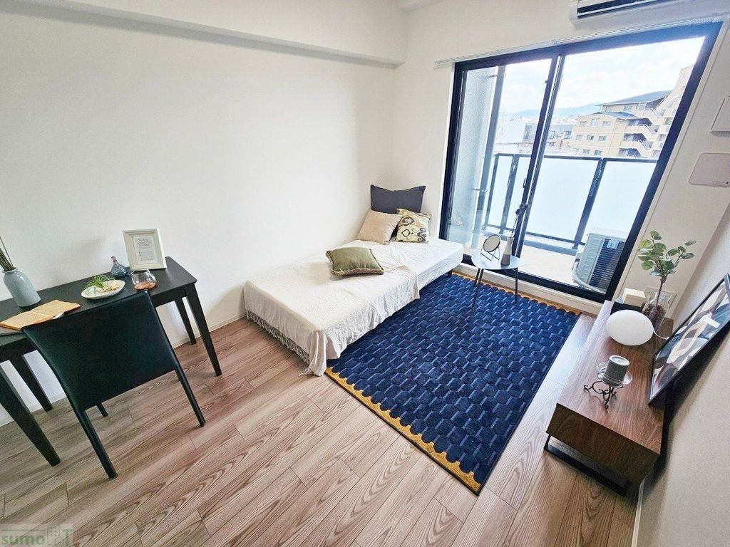 居室・リビング　庭