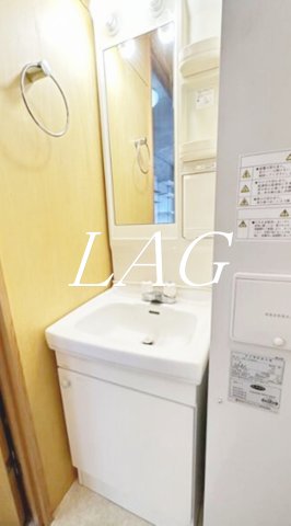 洗面設備　独立洗面台です。