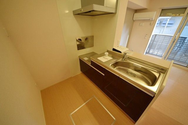 キッチン　★2口コンロ設置可能です★