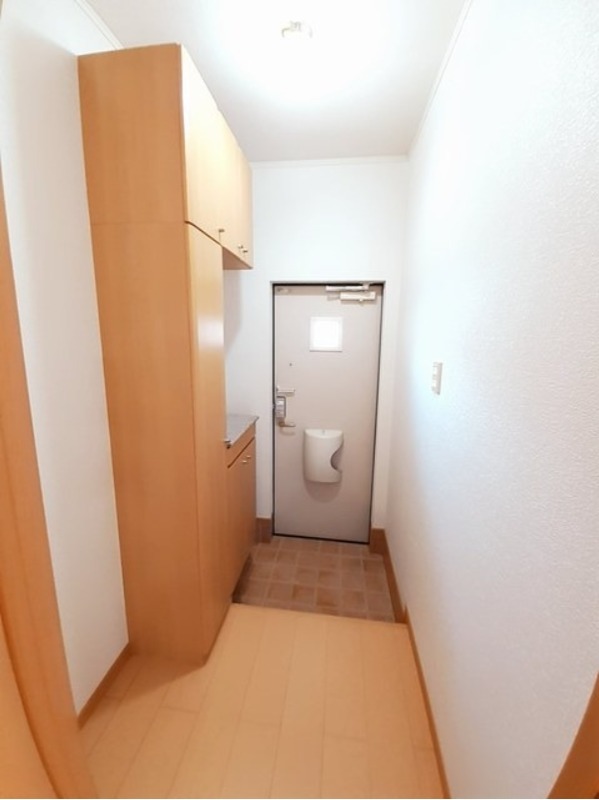 玄関　図面と現状に相違がある場合には現状を優先