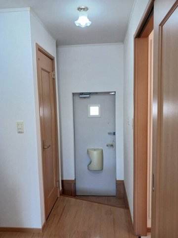 玄関　収納もある玄関です
