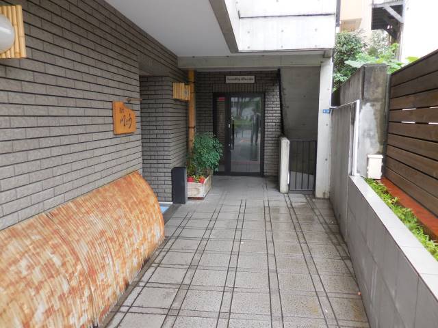 エントランス　エントランス