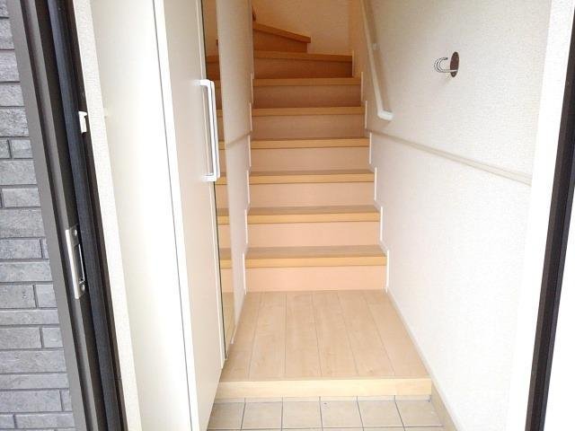 玄関　落ち着いた玄関です