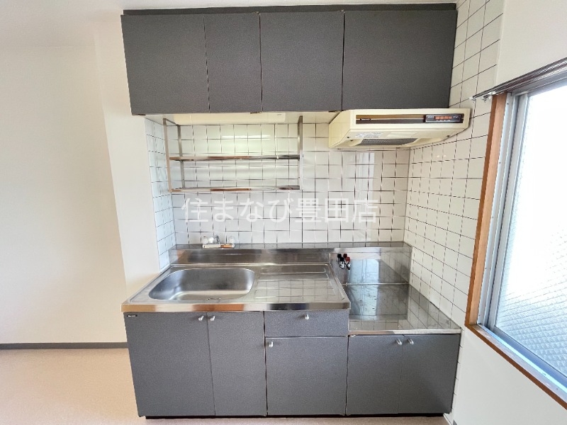 キッチン　同型別部屋写真