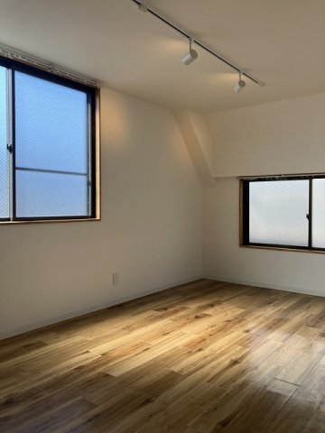 居室・リビング　LINEでのお問い合わせもお待ちしております♪