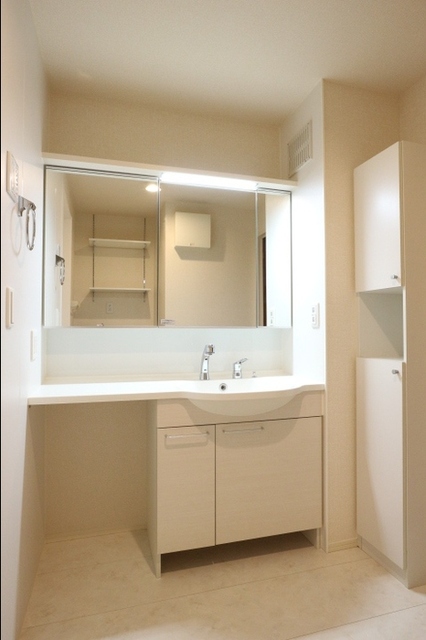 洗面設備　洗髪洗面化粧台