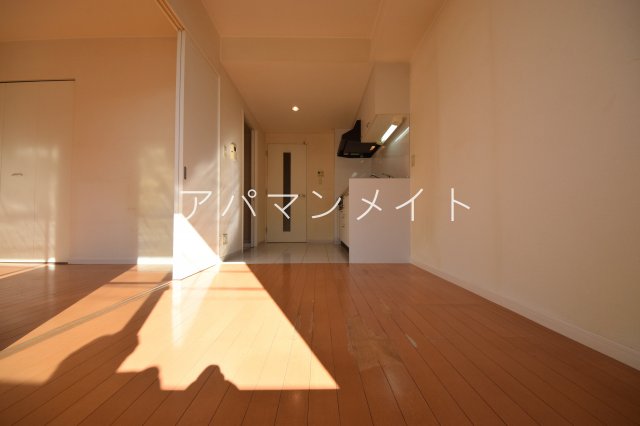 居室・リビング　日当たり良好です！