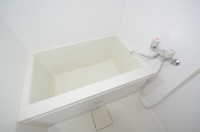 バス・シャワールーム　シンプルでお掃除しやすい♪