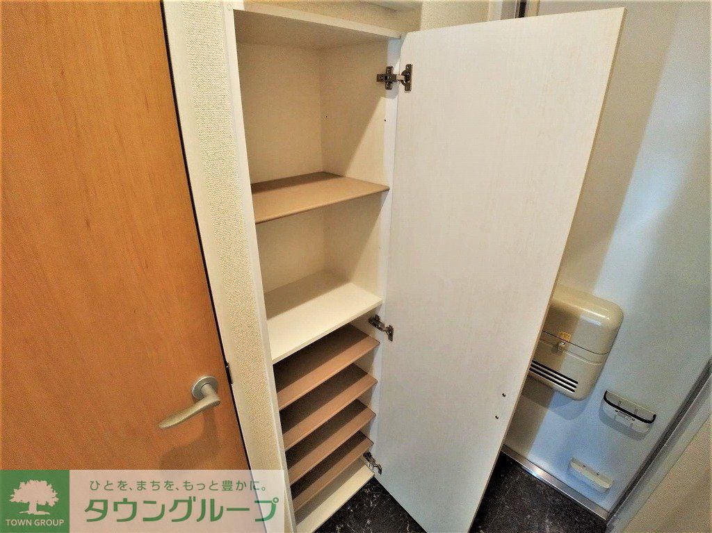 クレイノアミスターの玄関写真