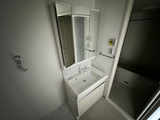 洗面設備　※別部屋の写真です
