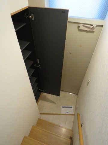 収納　シューズボックス