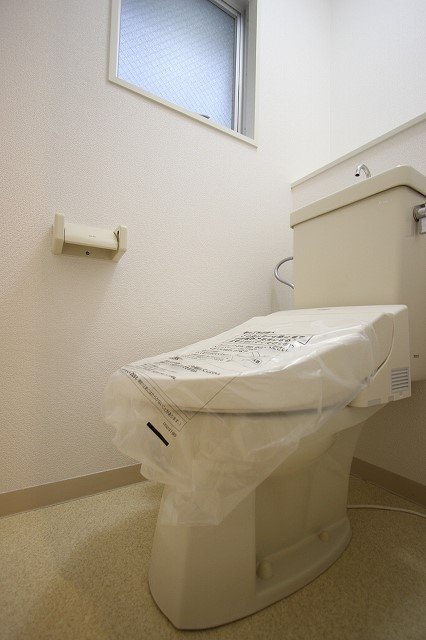 トイレ　同物件別部屋