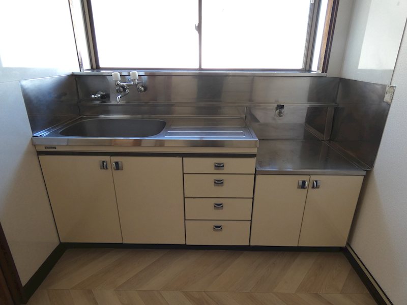 キッチン　同タイプのお部屋の写真です