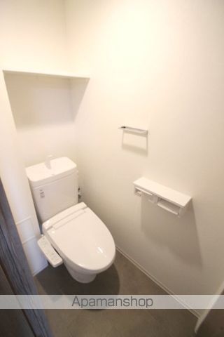 ルネフラッツ谷町四丁目のトイレ写真
