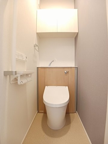 トイレ　トイレもきれいです
