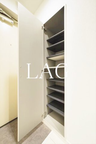 玄関　玄関です。