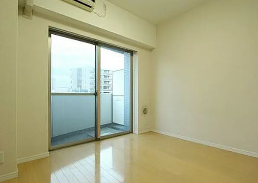 居室・リビング　別部屋の画像を使用しております。