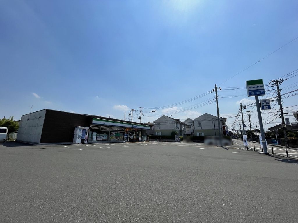 コンビニ　ファミリーマートさいたま神田店（コンビニ）まで350m
