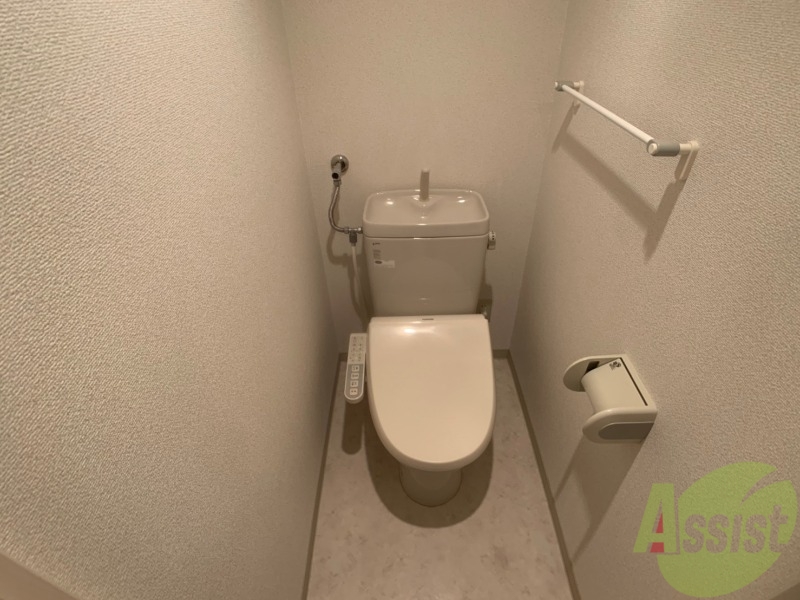 トイレ　トイレです。ウォシュレット付を探している方、おすすめです。