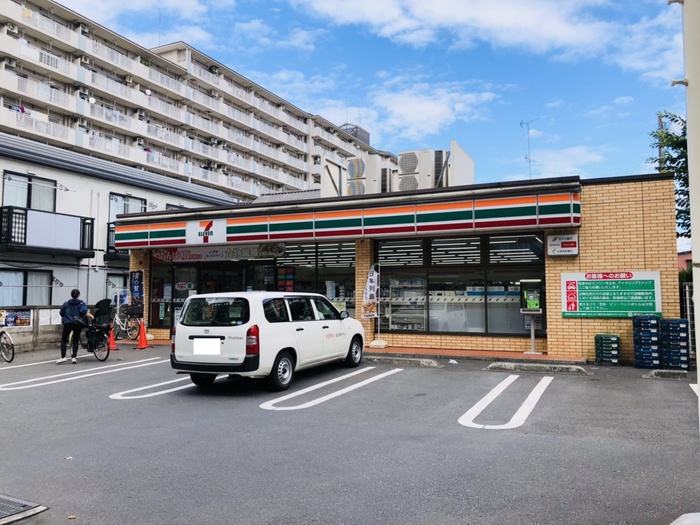 コンビニ　小金井中町３丁目店（コンビニ）まで550m